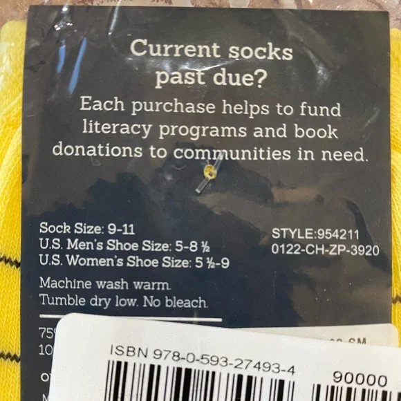 Out of Print | Yellow Library Card Socks | For Bookworms | NWT | Unisex Small - Picture 3 of 4